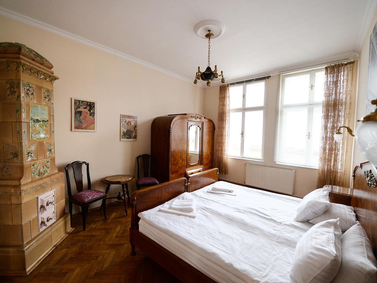The Historical Family Nest In City Centre Leópolis Exterior foto